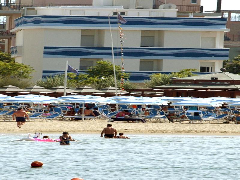Hotel Corinna image
