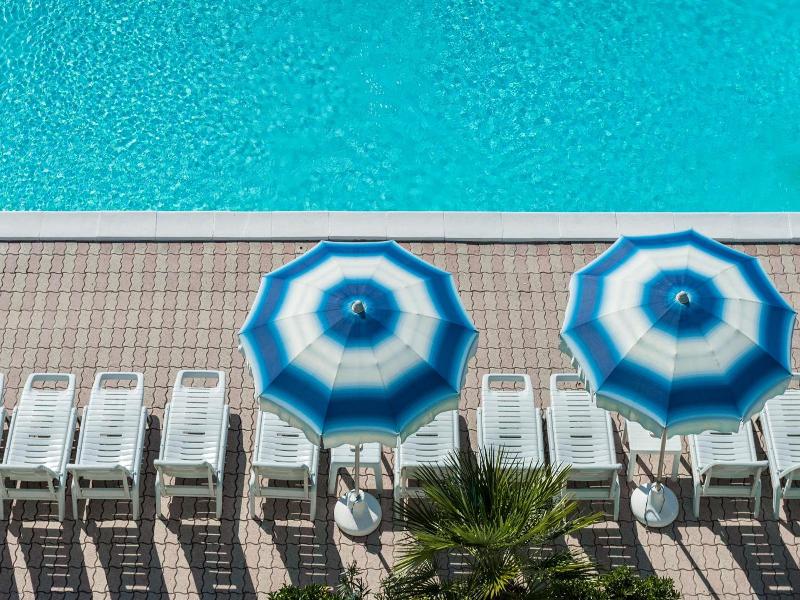 Hotel Corinna image