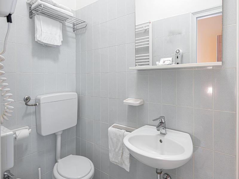 Hotel Corinna image