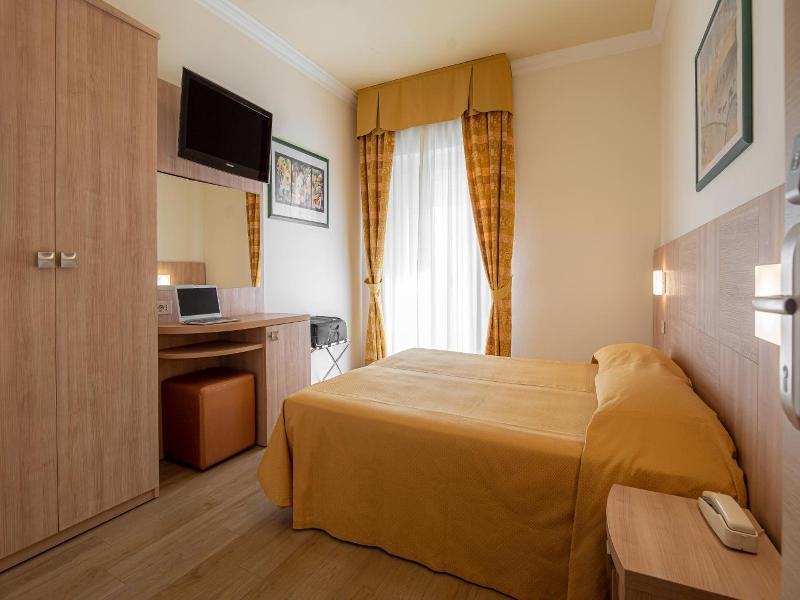 Hotel Corinna image