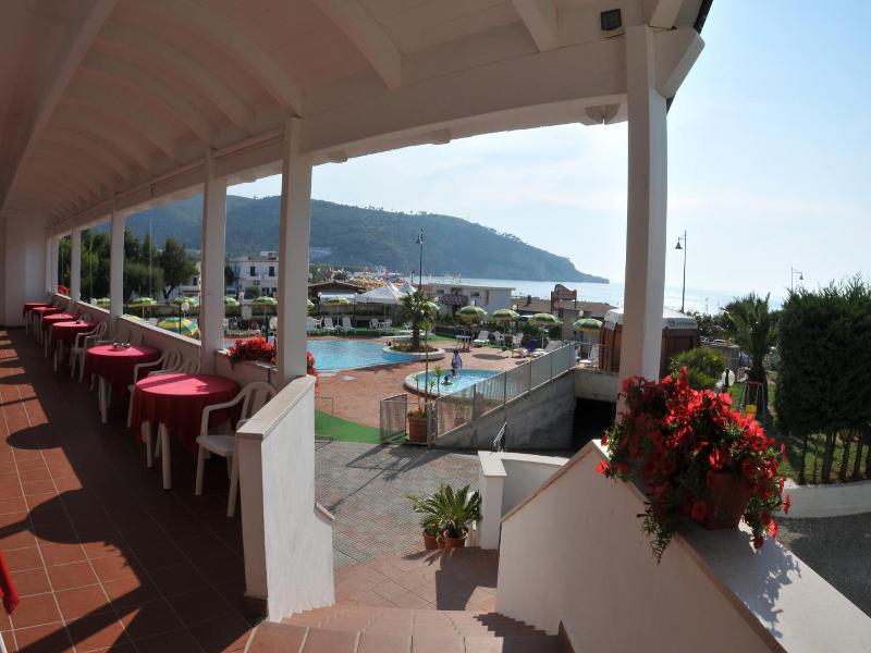 Morcavallo Hotel & Wellness image