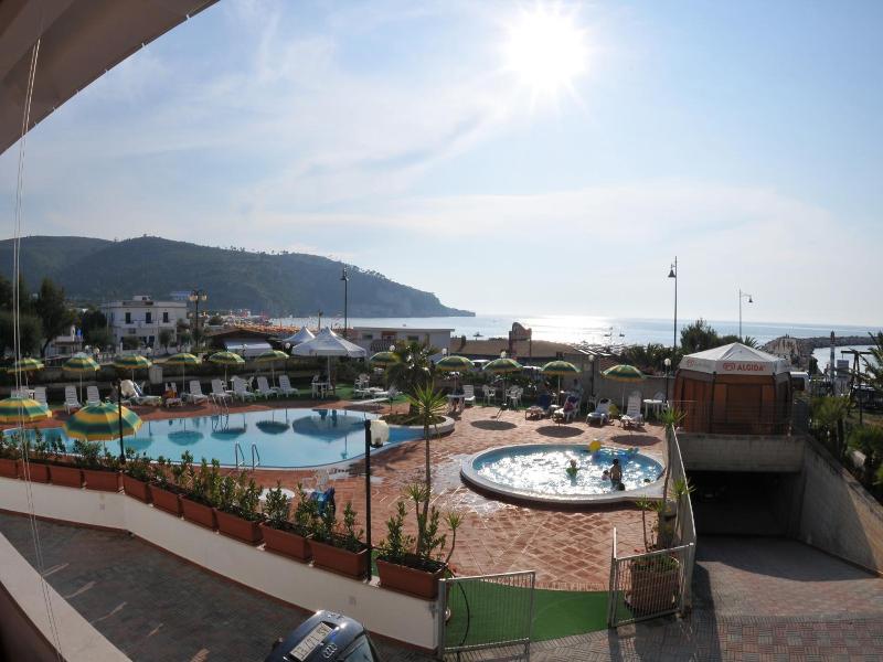 Morcavallo Hotel & Wellness image