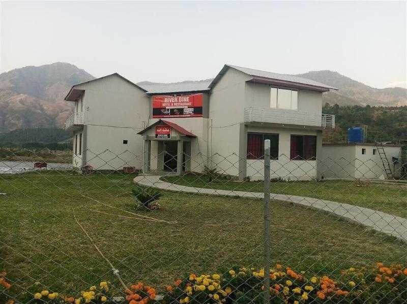 River Dine Hotel