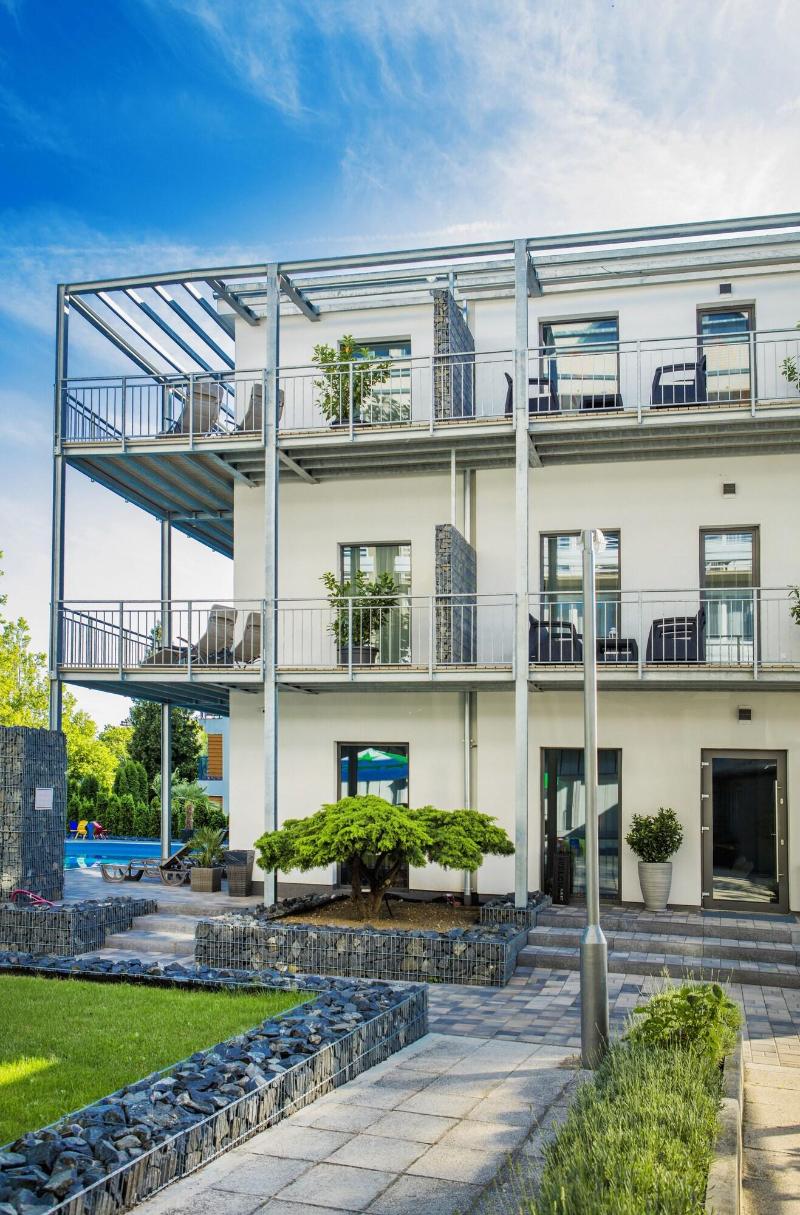 Hotel Csopak Resort & Lake image