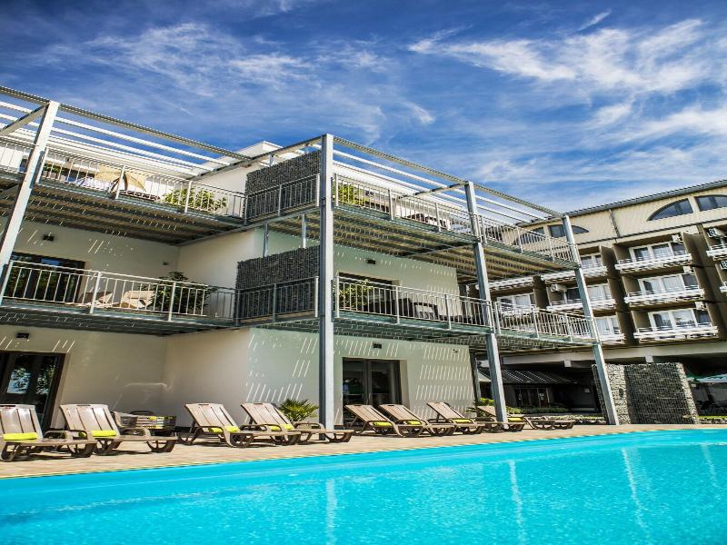 Hotel Csopak Resort & Lake image