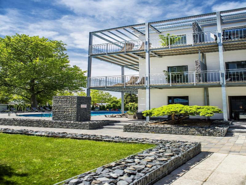 Hotel Csopak Resort & Lake image