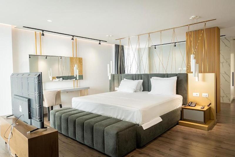 Dorchester Hotel image
