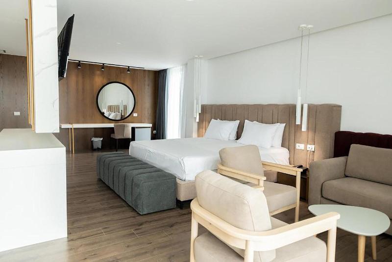 Dorchester Hotel image