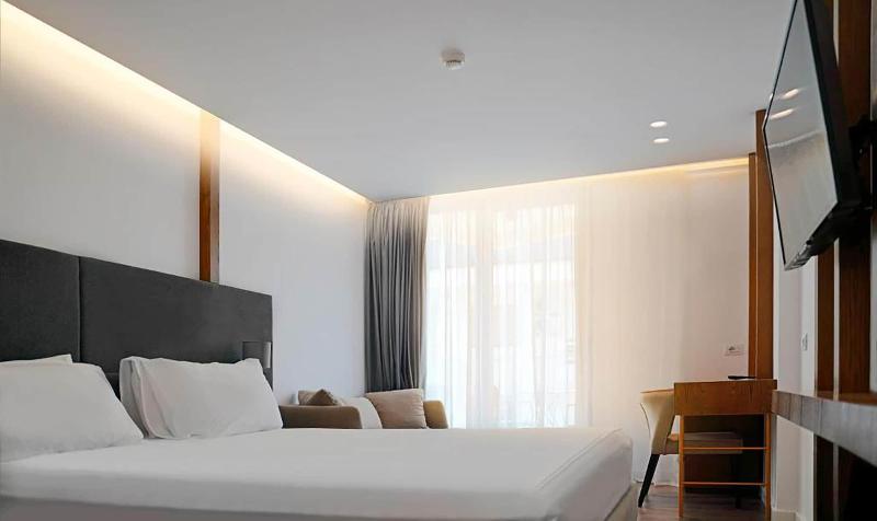 Dorchester Hotel image