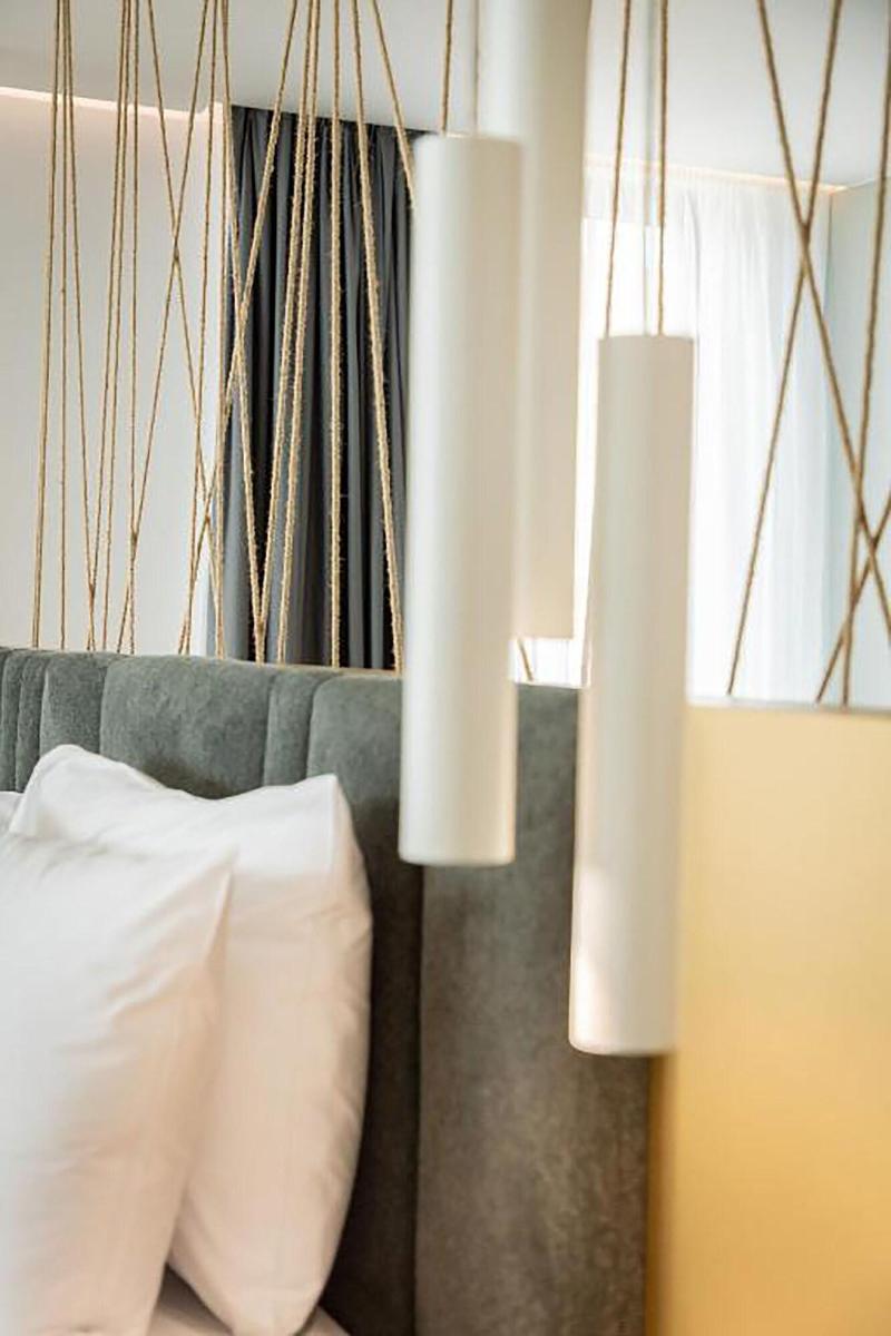 Dorchester Hotel image