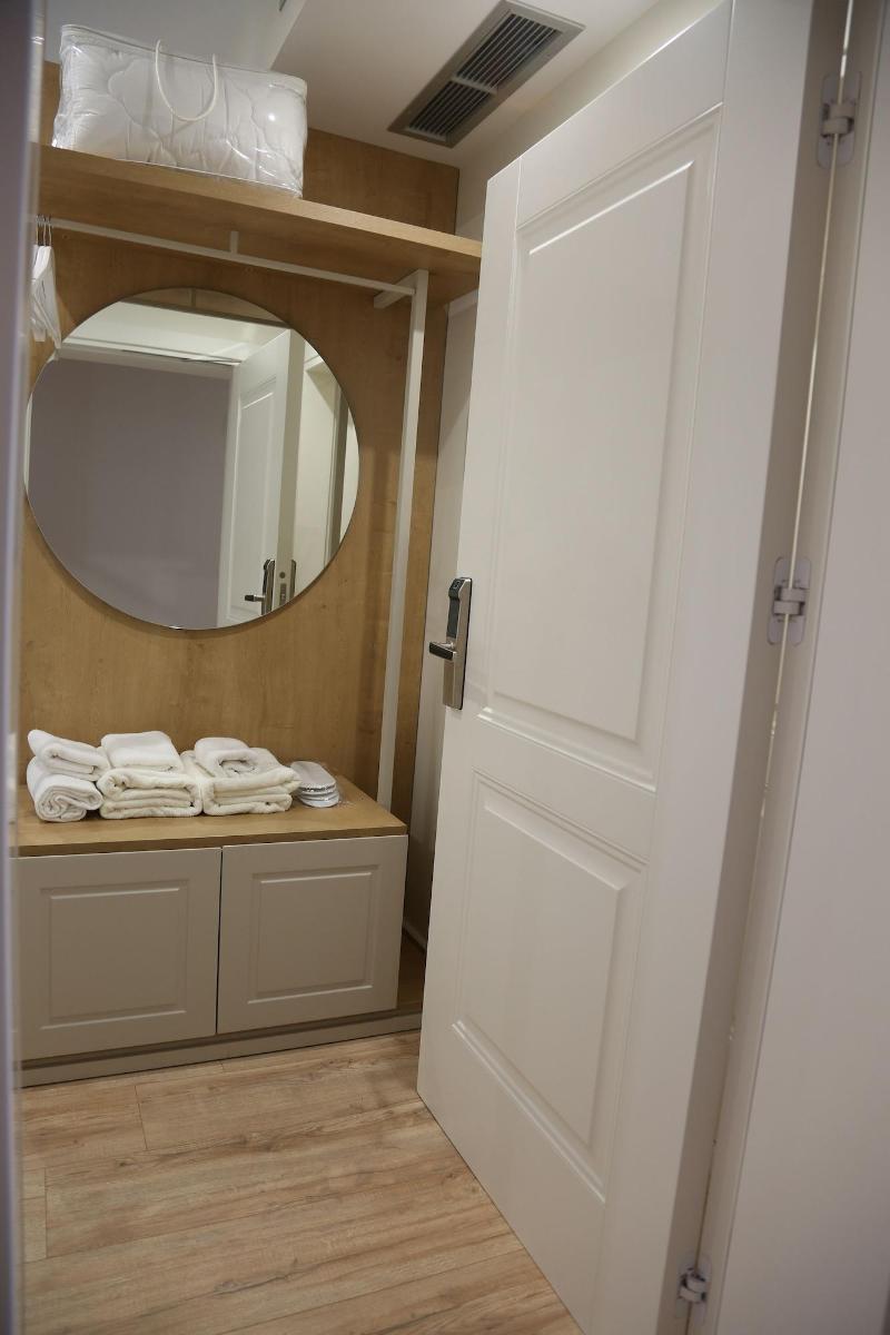 B&b Champagne Vlore Bay image