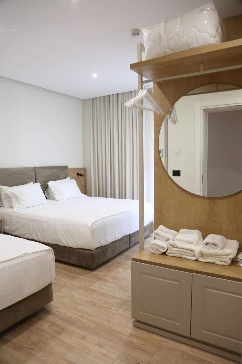 B&b Champagne Vlore Bay image