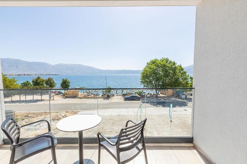 B&b Champagne Vlore Bay image