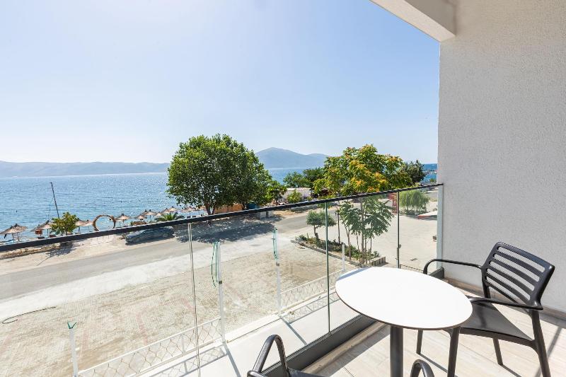B&b Champagne Vlore Bay image