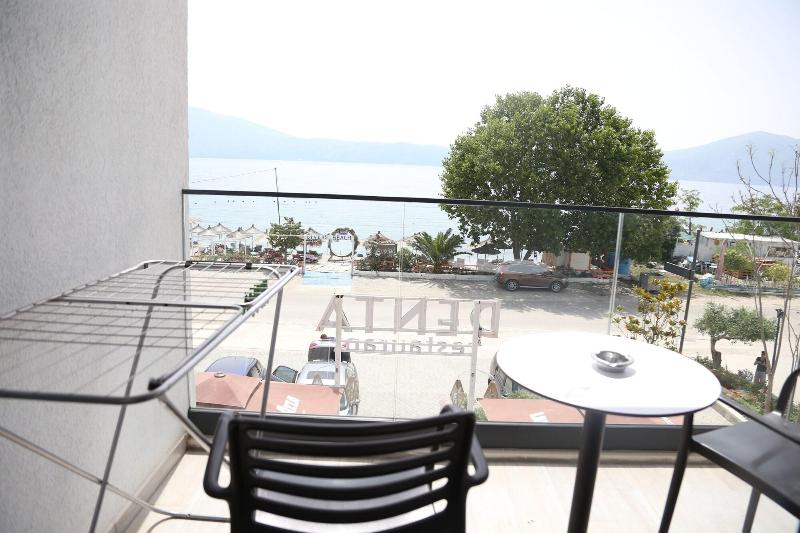 B&b Champagne Vlore Bay image