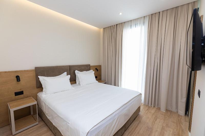 B&b Champagne Vlore Bay image