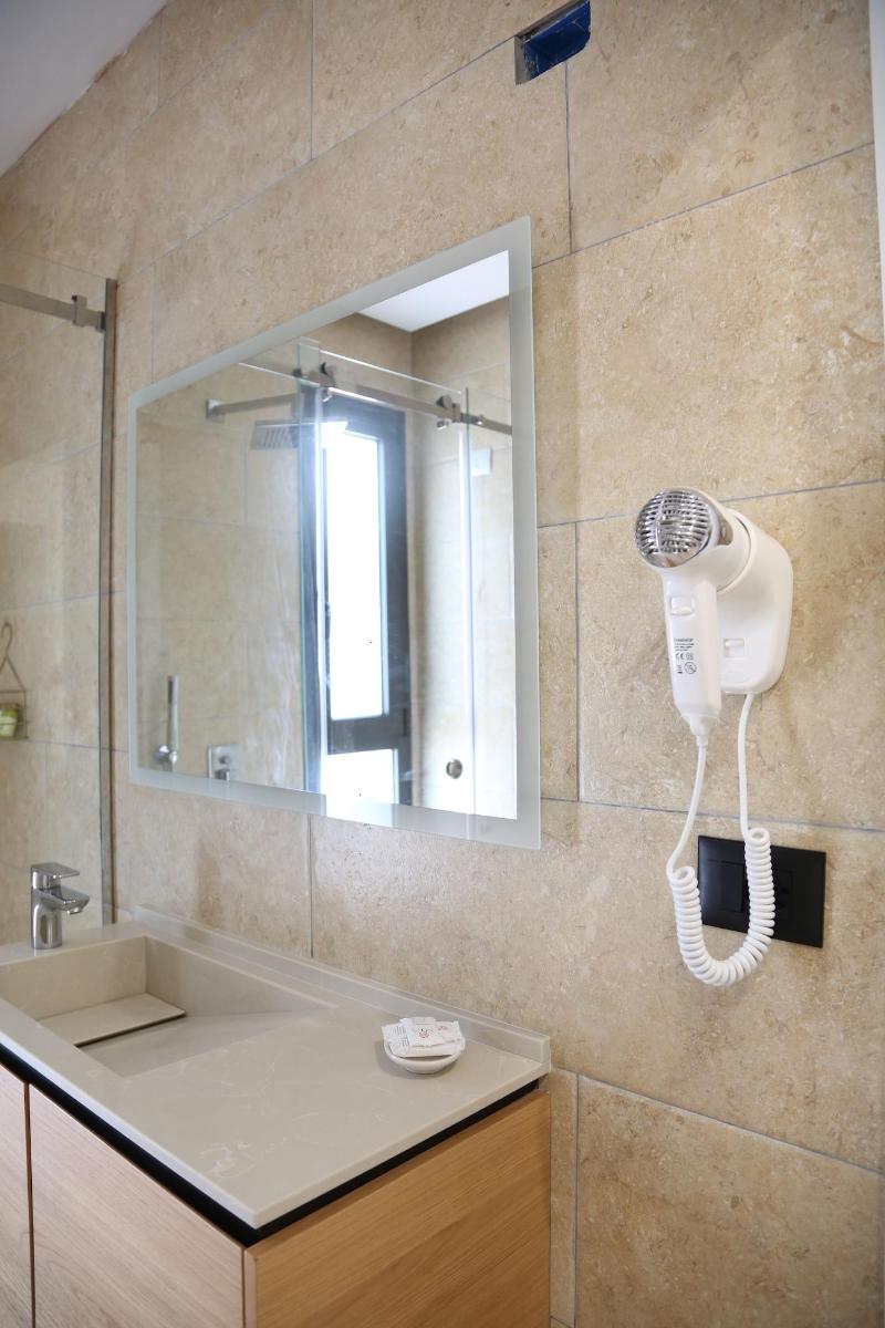 B&b Champagne Vlore Bay image