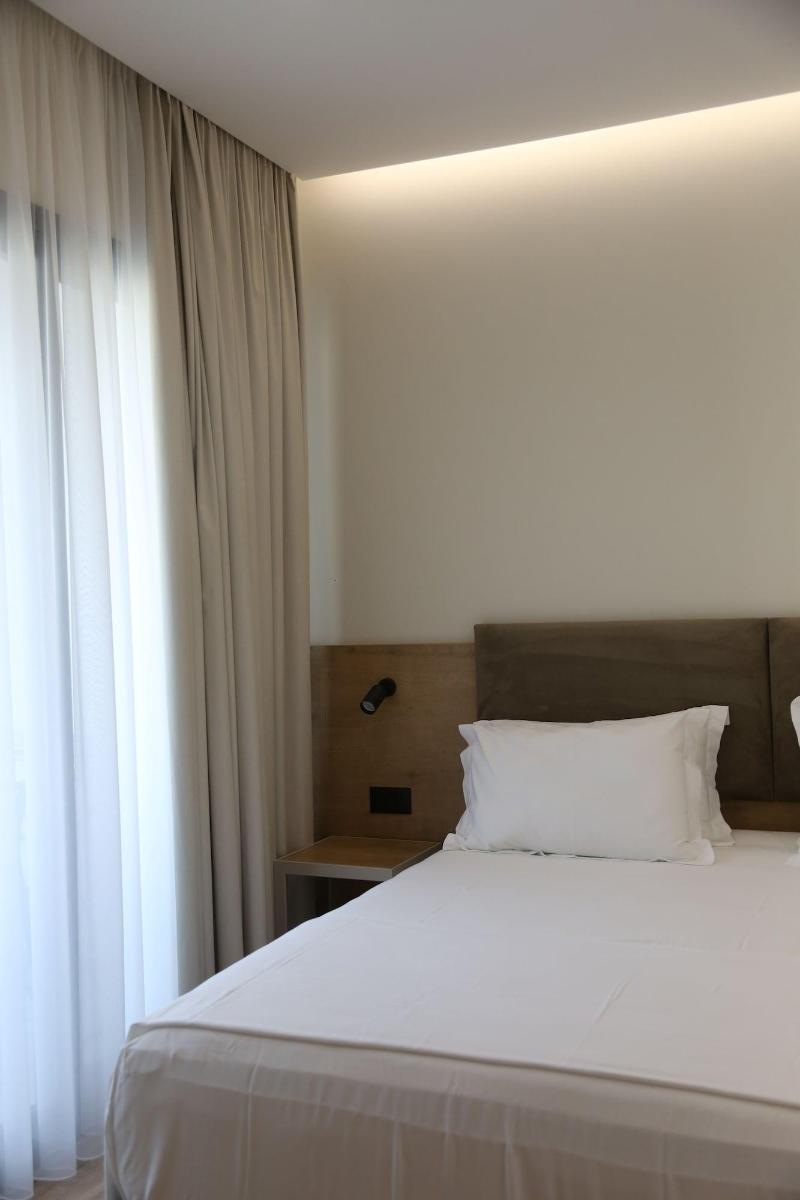 B&b Champagne Vlore Bay image
