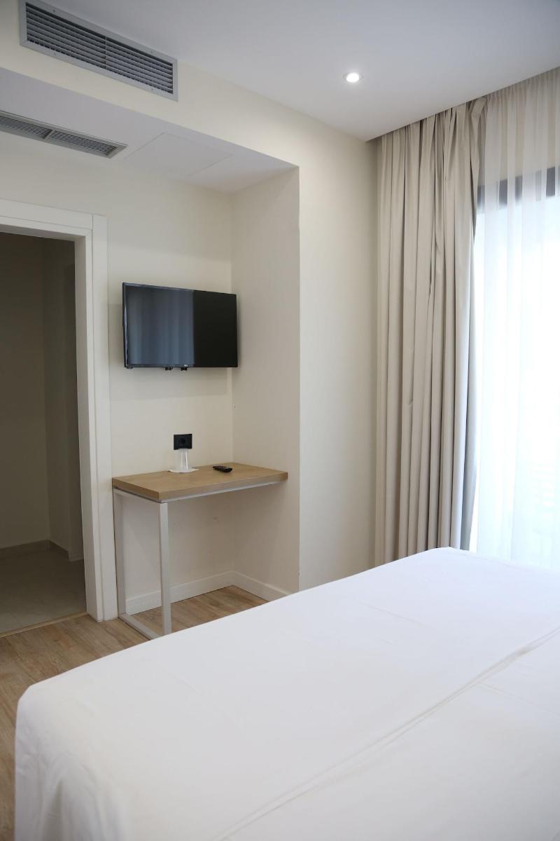 B&b Champagne Vlore Bay image