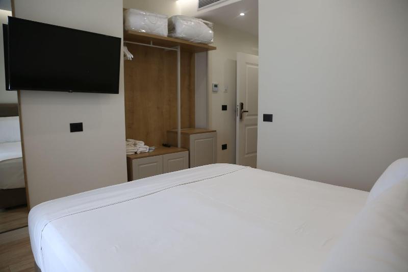 B&b Champagne Vlore Bay image