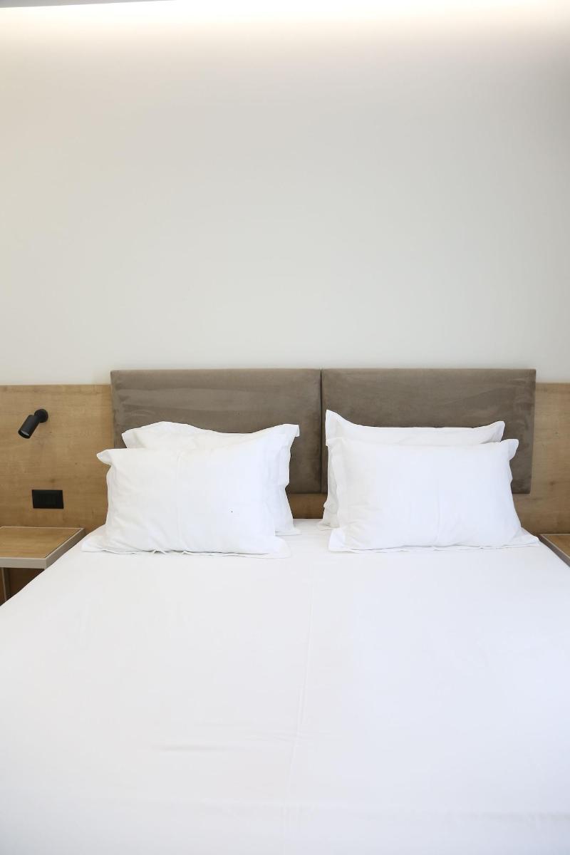 B&b Champagne Vlore Bay image