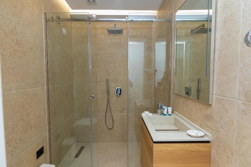 B&b Champagne Vlore Bay image