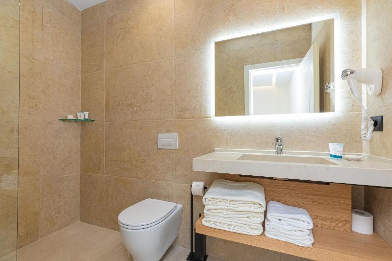 B&b Champagne Vlore Bay image