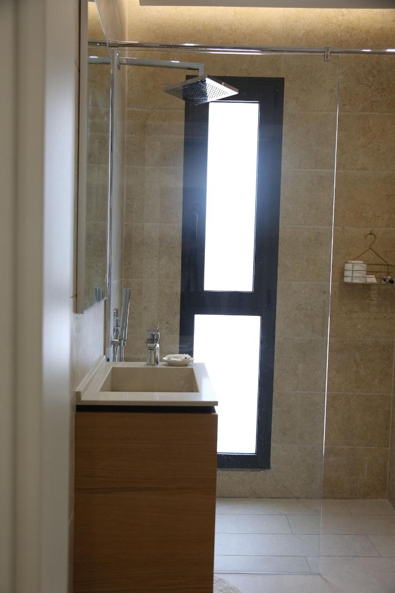 B&b Champagne Vlore Bay image