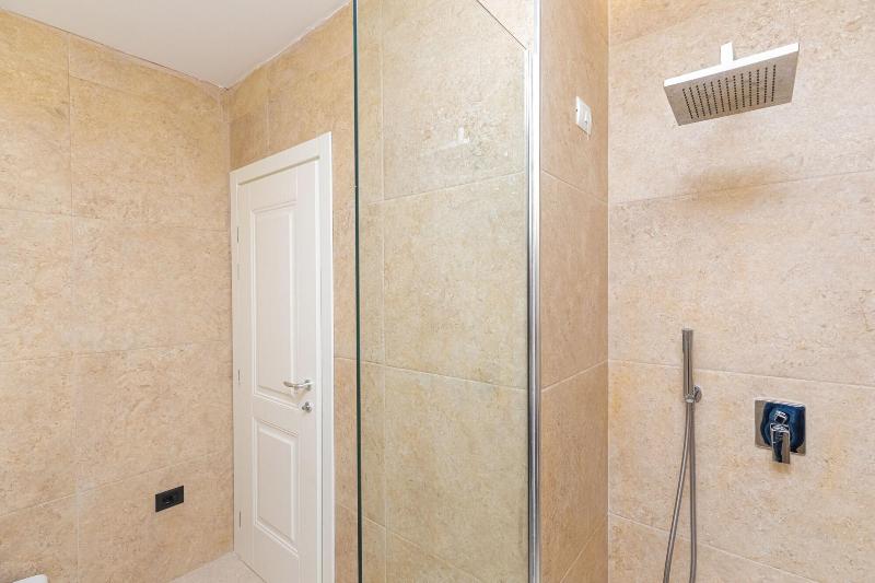 B&b Champagne Vlore Bay image