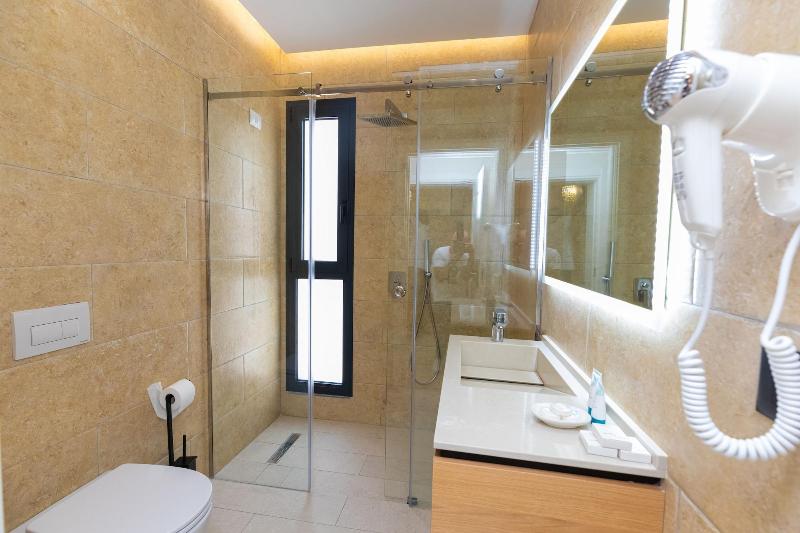 B&b Champagne Vlore Bay image