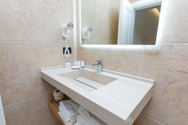 B&b Champagne Vlore Bay image
