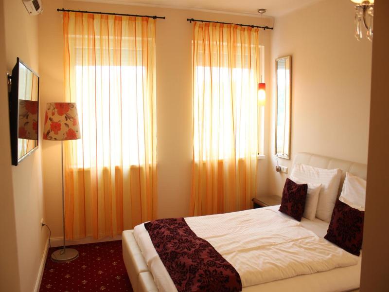 Hotel Al Faro Lodge Am See image