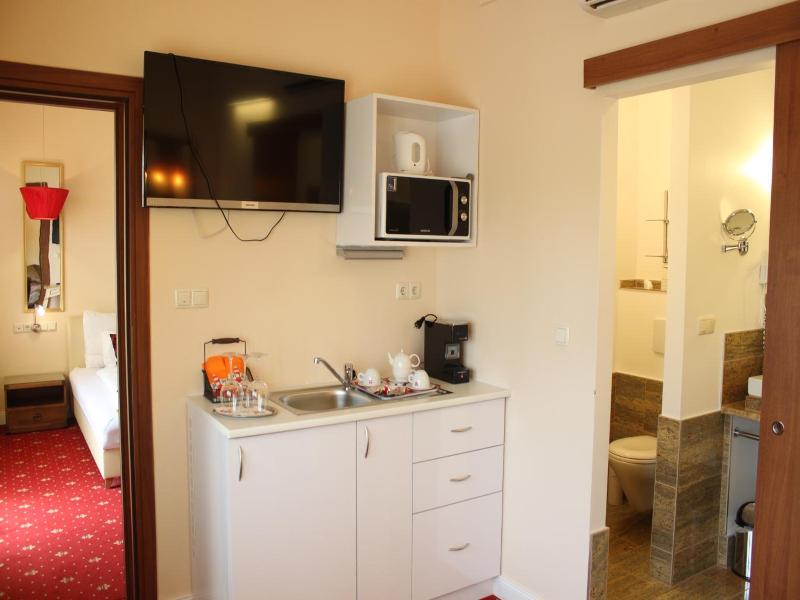 Hotel Al Faro Lodge Am See image