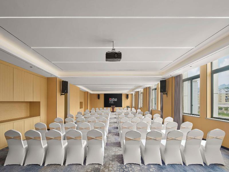 Hilton Garden Inn Huaihua Anjiang image