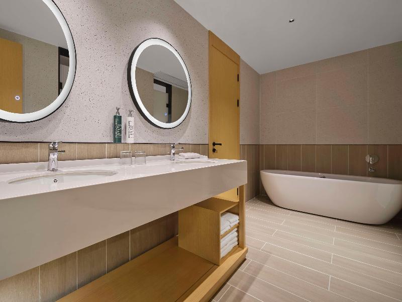 Hilton Garden Inn Huaihua Anjiang image