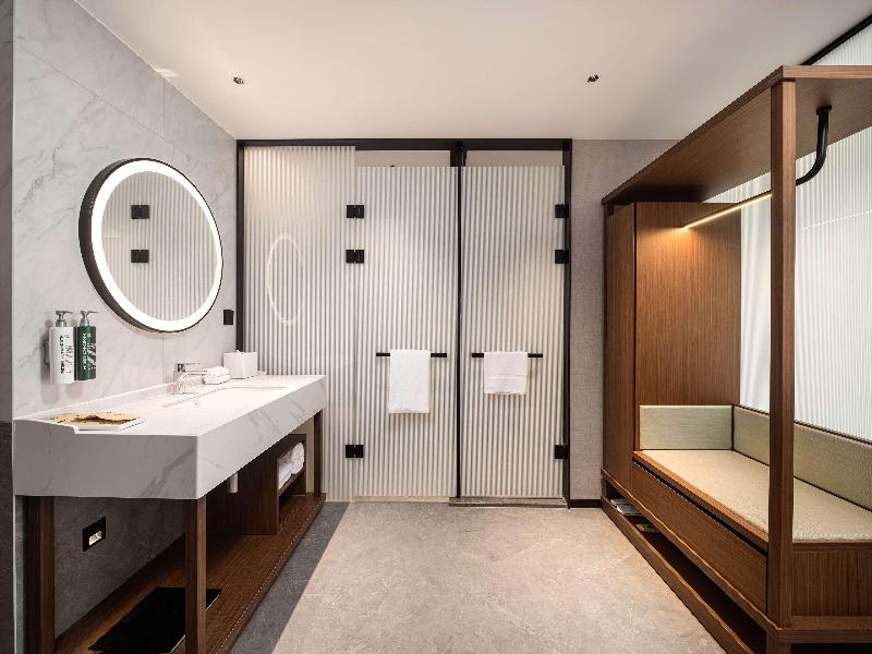 Hilton Garden Inn Anqing Susong image