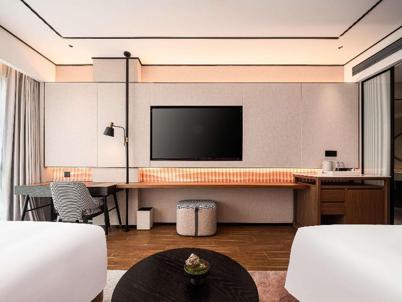 Hilton Garden Inn Anqing Susong image