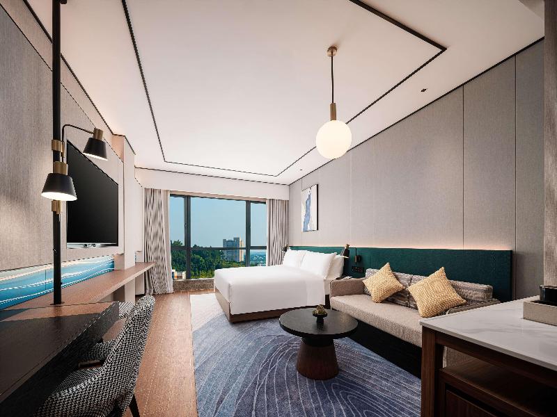 Hilton Garden Inn Anqing Susong image