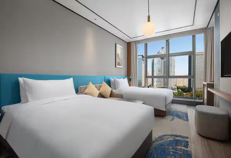 Hilton Garden Inn Luoyang Kaiyuan Avenue image