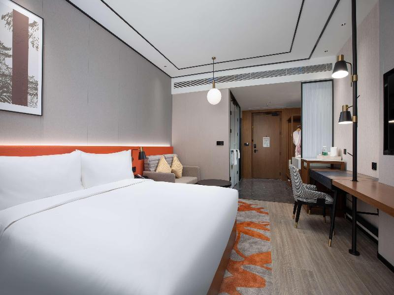 Hilton Garden Inn Luoyang Kaiyuan Avenue image