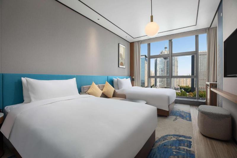 Hilton Garden Inn Luoyang Kaiyuan Avenue image