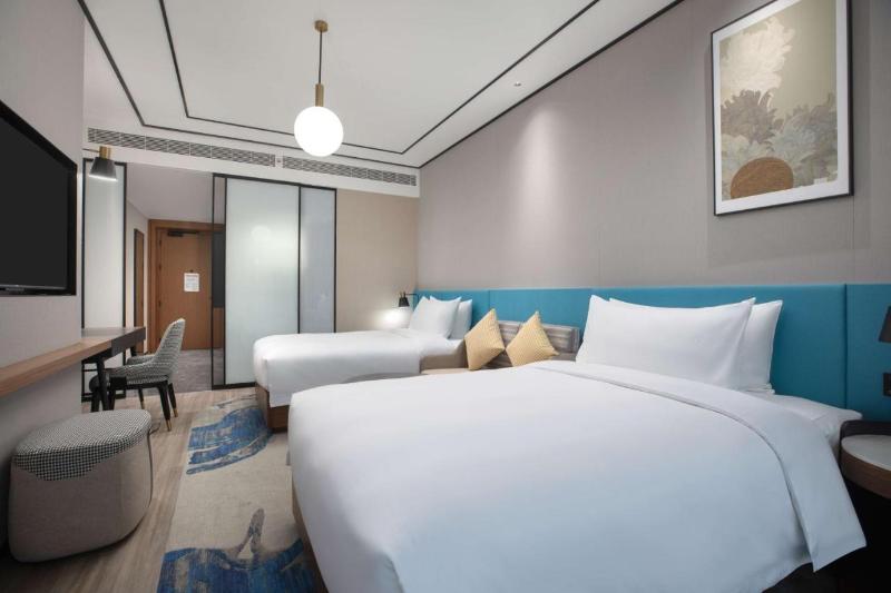Hilton Garden Inn Luoyang Kaiyuan Avenue image