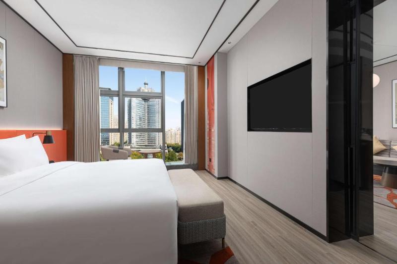 Hilton Garden Inn Luoyang Kaiyuan Avenue image