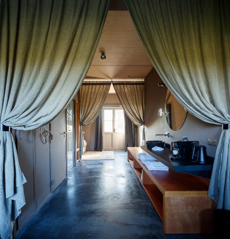 Le Bois Des Chambres image