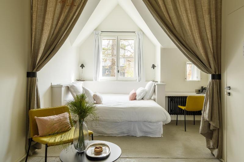 Le Bois Des Chambres image