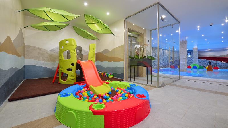 Hotel Visegrád image