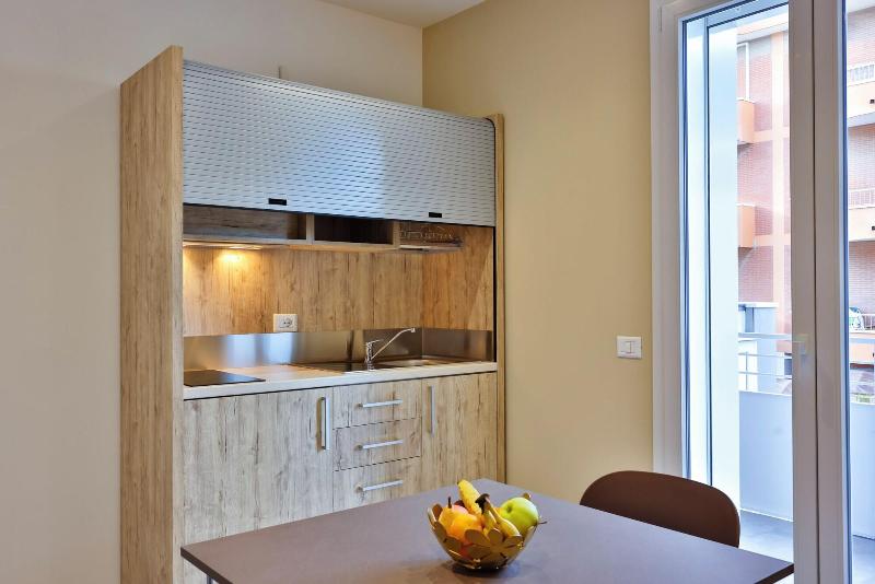 Apho Apartment Hotel image