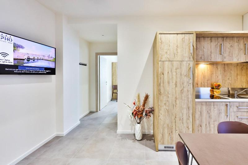 Apho Apartment Hotel image