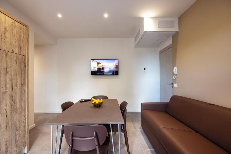 Apho Apartment Hotel image