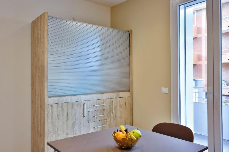 Apho Apartment Hotel image